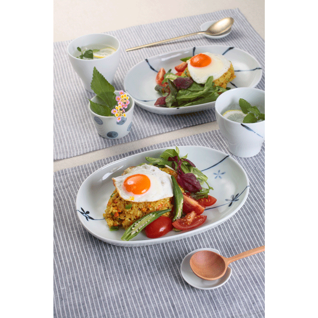 有田焼】小花文 楕円皿 – 食器・陶器・磁器 - アウトレット通販 - 肥前 有田焼】小花文 楕円皿 – 食器・陶器・磁器 - アウトレット通販 - 肥前